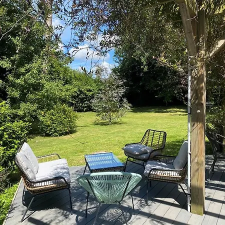 Le Clos Du Pontic Logis Et Cit'hotel Otel