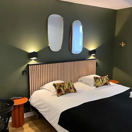 Le Clos Du Pontic Logis Et Cit'hotel 3*