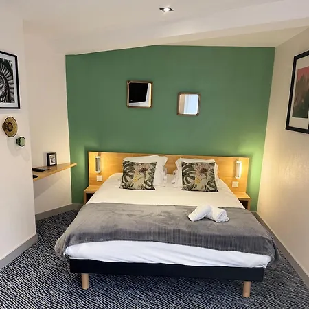 Le Clos Du Pontic Logis Et Cit'hotel 3* Landerneau