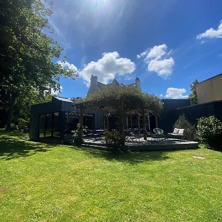 Le Clos Du Pontic Logis Et Cit'hotel 3*